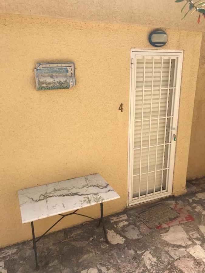 Ferienwohnung Vana Kavos Agia Marina  Exterior foto