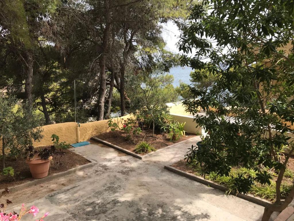 Ferienwohnung Vana Kavos Agia Marina  Exterior foto